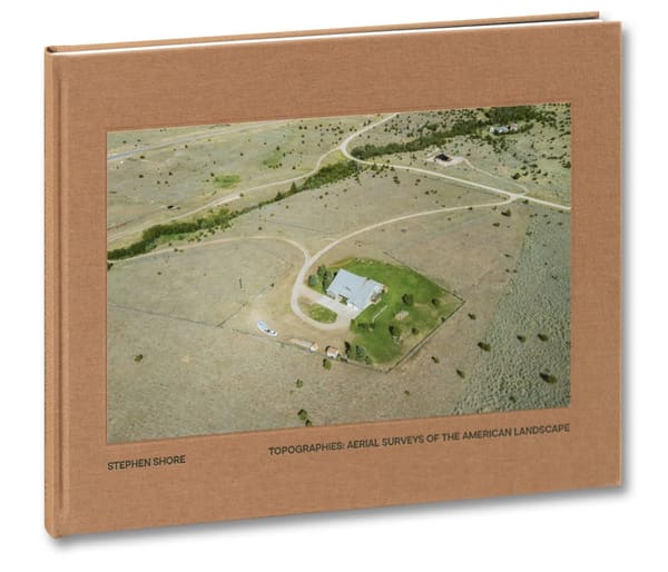 Topographies: Aerial Surveys of the American Landscape 封面